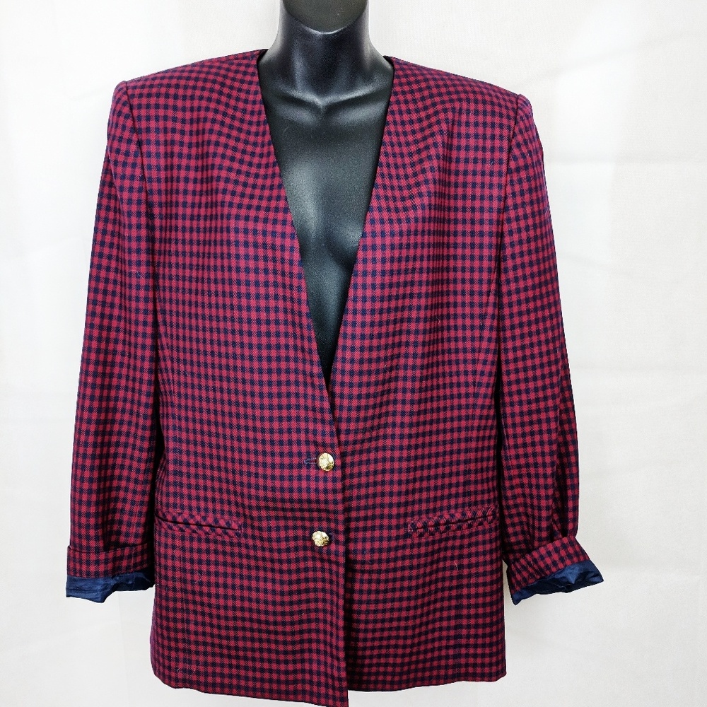 Gorgeous Vintage Pendelton Virgin Wool Blazer !!